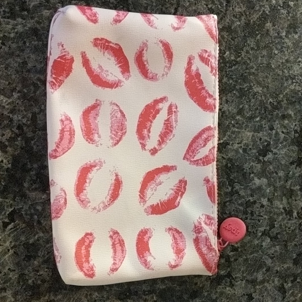 Ipsy Make-up bag